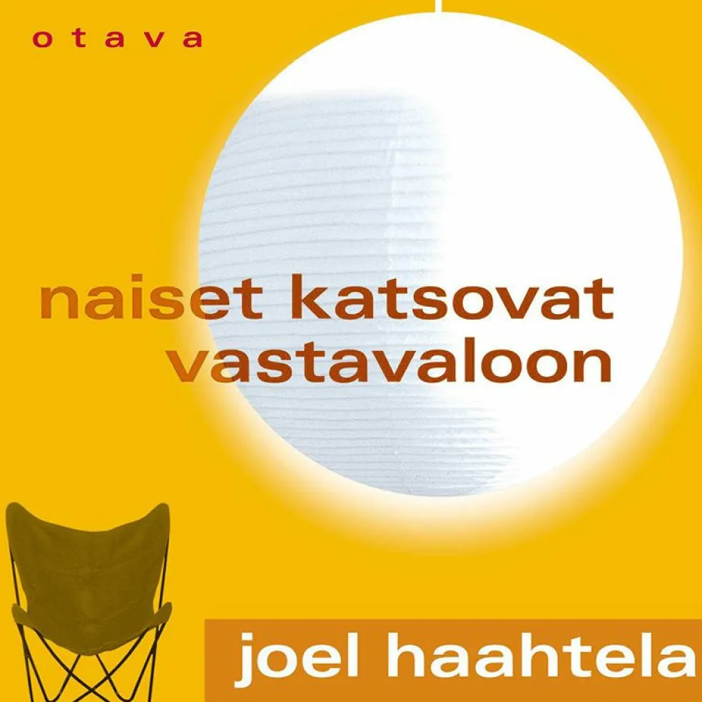 Naiset katsovat vastavaloon